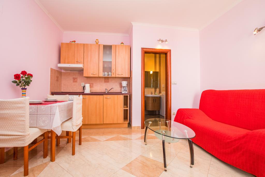 Apartments Silence Млини Екстериор снимка